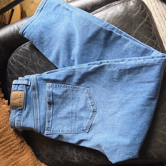 American Eagle Outfitters Denim - American Eagle women mom jean 4S Short Stretch Comfy French Girl Minimalist